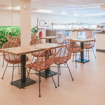호텔 알로에 칸테라스 3*